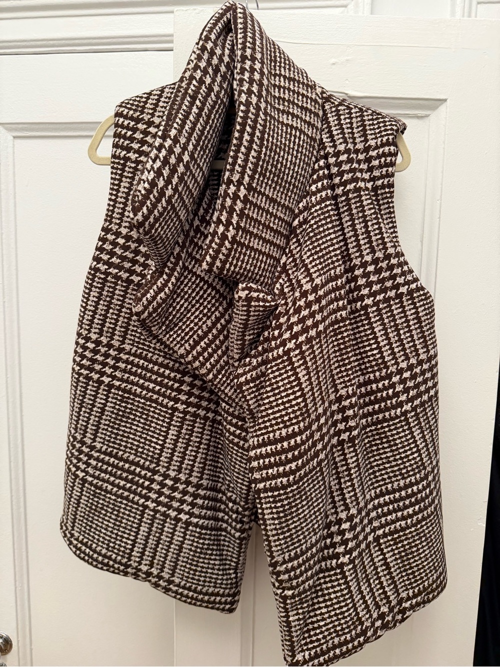 Norma Kamali Brown and Cream Houndstooth Vest